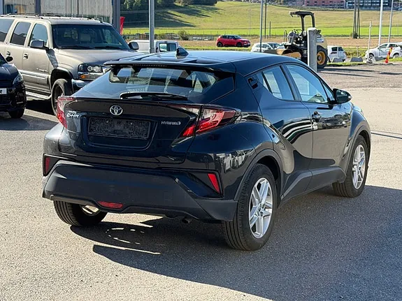 Toyota C-Hr 2021 photo 4