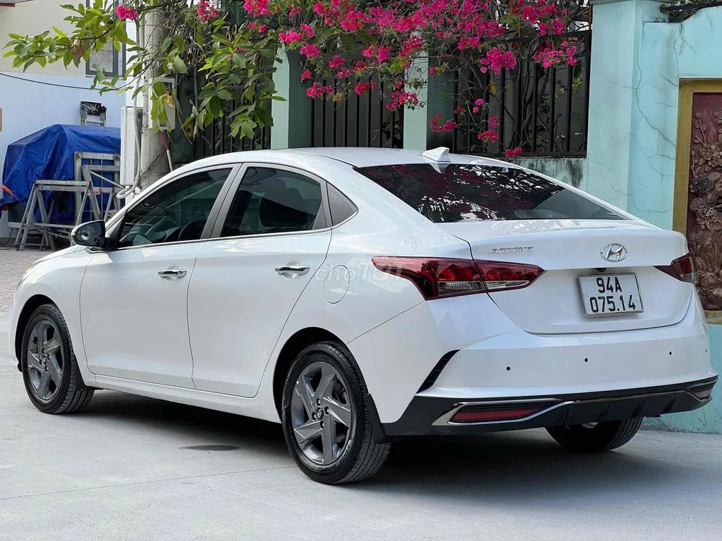 Hyundai Accent 2022 photo 3