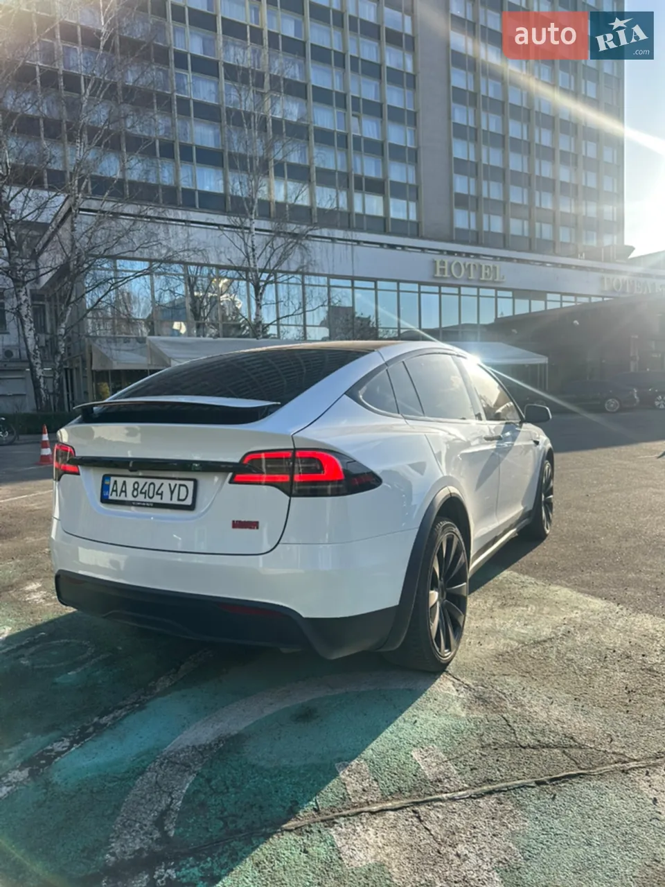 Tesla Model X 2023 photo 2