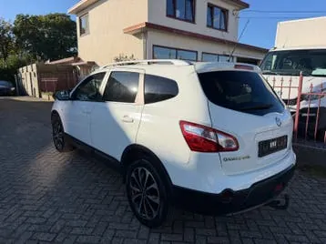 Nissan Qashqai+2 2011 photo 3