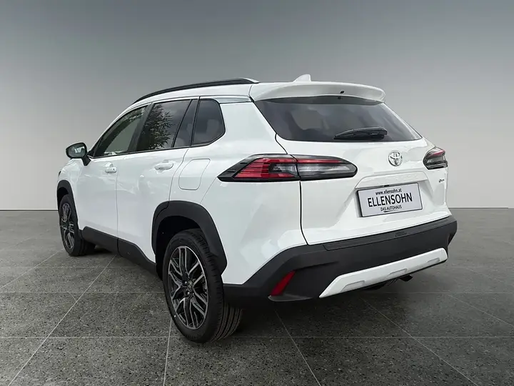 Toyota Corolla Cross 2026 photo 3