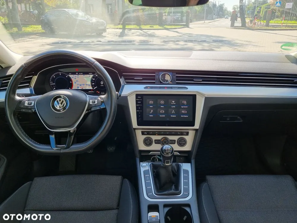 Volkswagen Passat 2017 photo 5