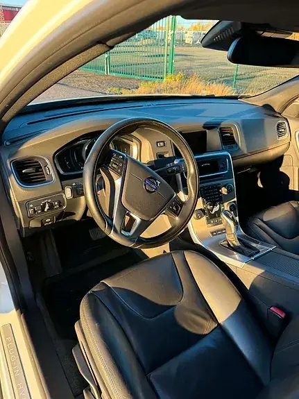 Volvo V60 2014 photo 3