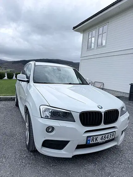 BMW X3 2012 photo 2