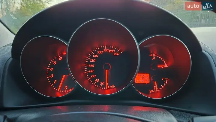 Mazda 3 2006 photo 2