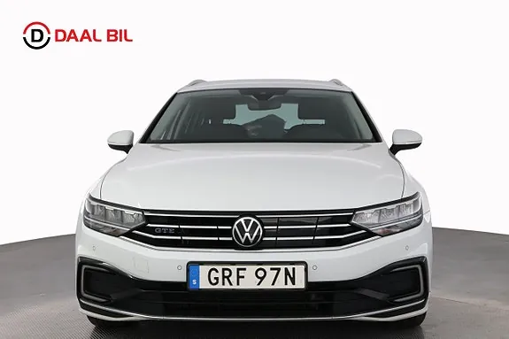 Volkswagen Passat 2021 photo 2