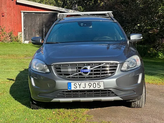 Volvo Xc60 2017 photo 2