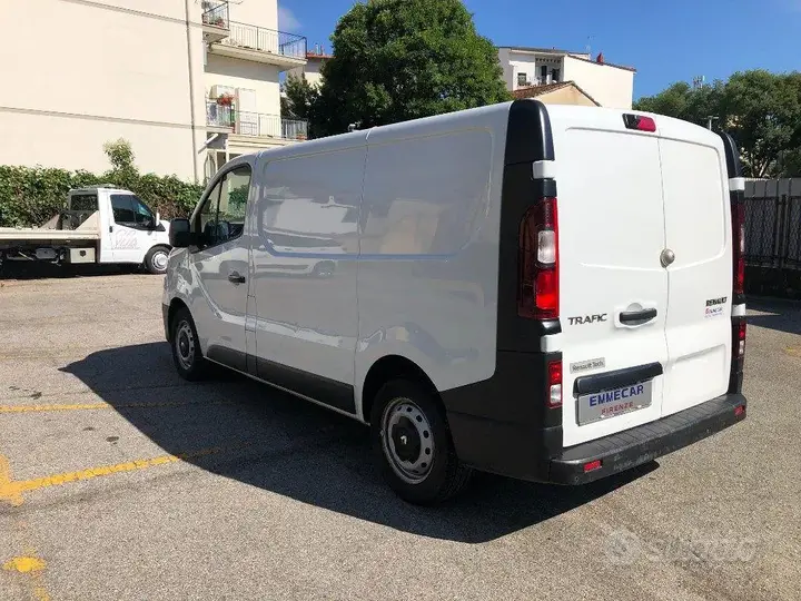 Renault Trafic 2019 photo 4