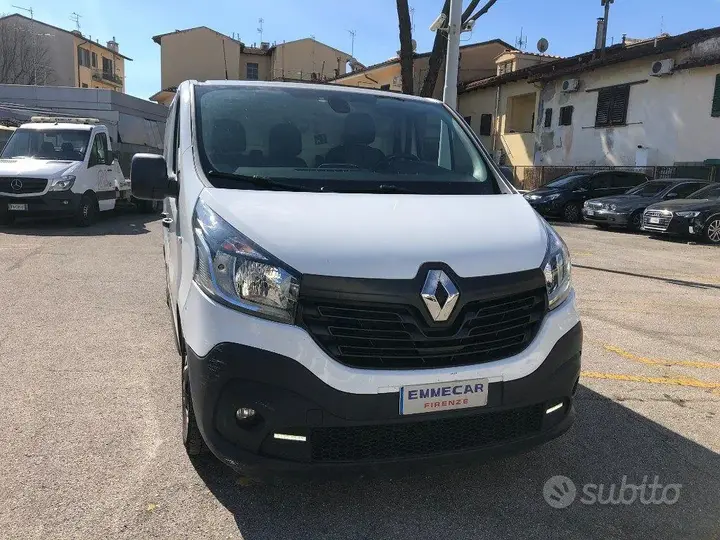 Renault Trafic 2019 photo 3