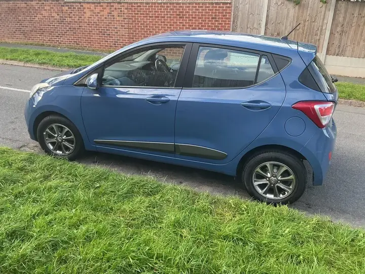 Hyundai I10 2015 photo 3