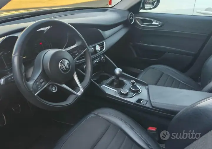 Alfa Romeo Giulia 2016 photo 3