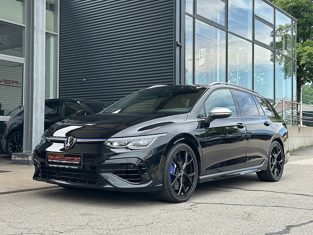 Volkswagen Golf 2022 photo 2