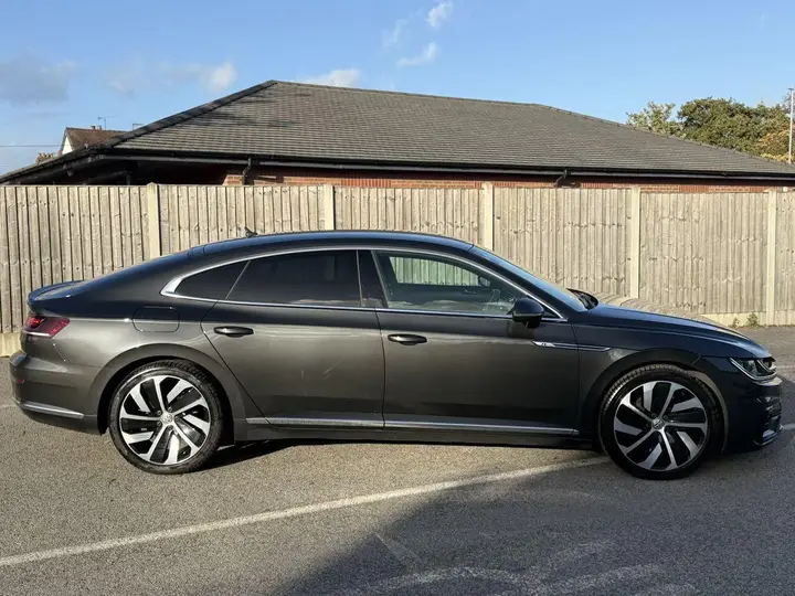 Volkswagen Arteon 2017 photo 2