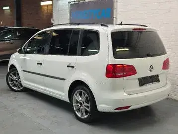 Volkswagen Touran 2014 photo 3