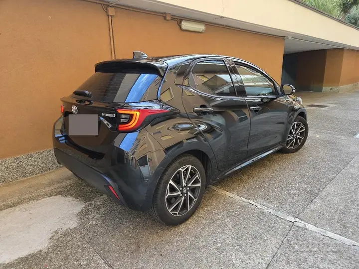 Toyota Yaris 2023 photo 3