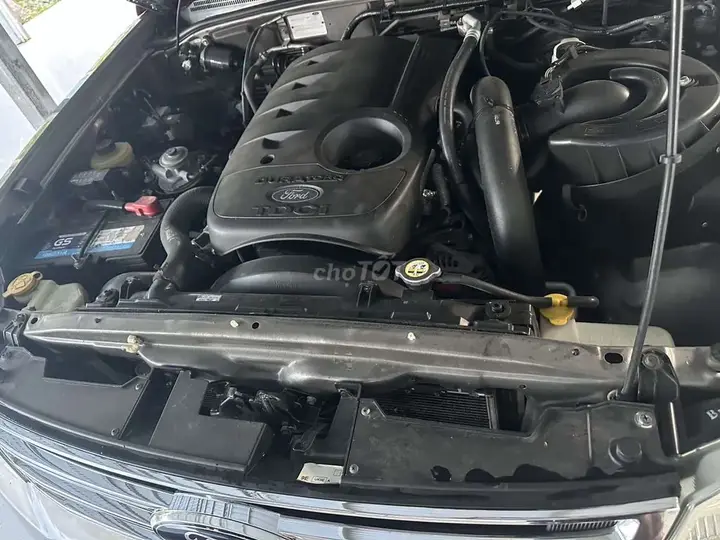 Ford Everest 2014 photo 3