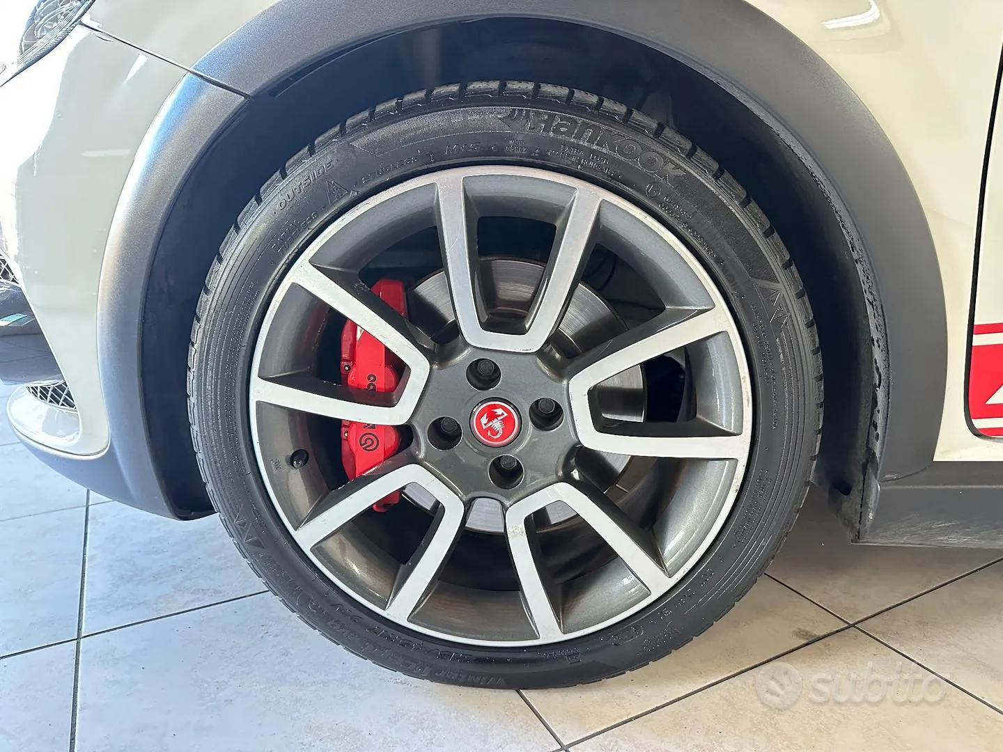 Abarth Grande Punto 2009 photo 2