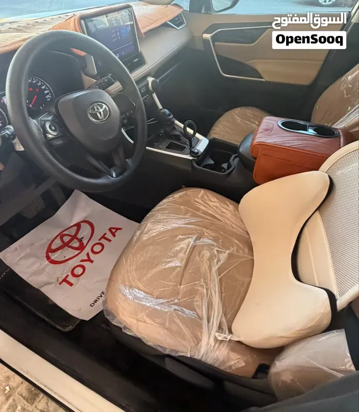 Toyota Rav 4 2021 photo 2