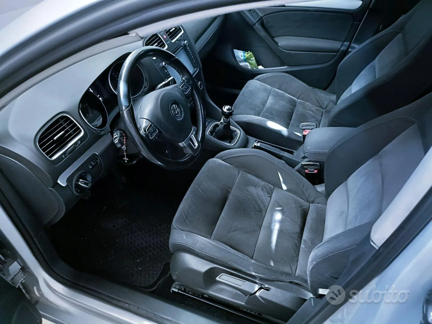 Volkswagen Golf 2012 photo 4