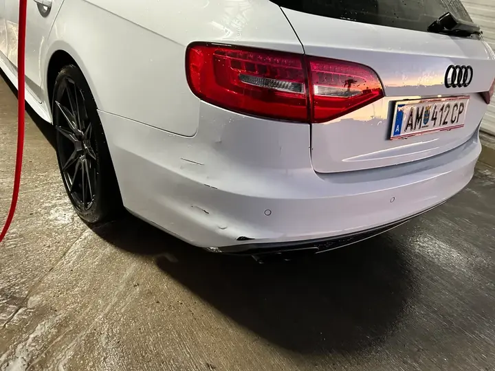 Audi A4 2012 photo 3