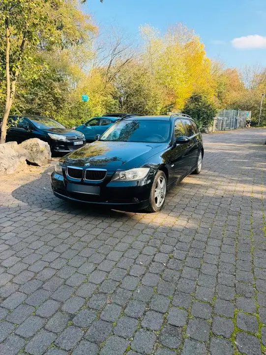 BMW 318I