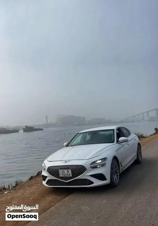 Genesis G70 2022 photo 2