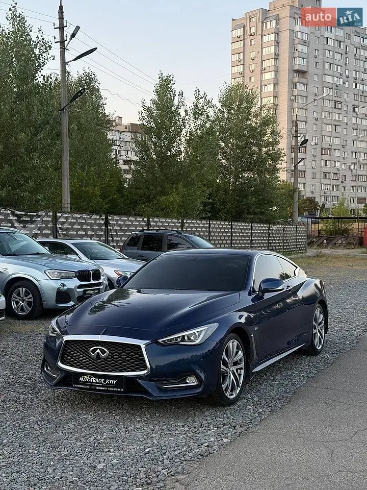 Infiniti Q60