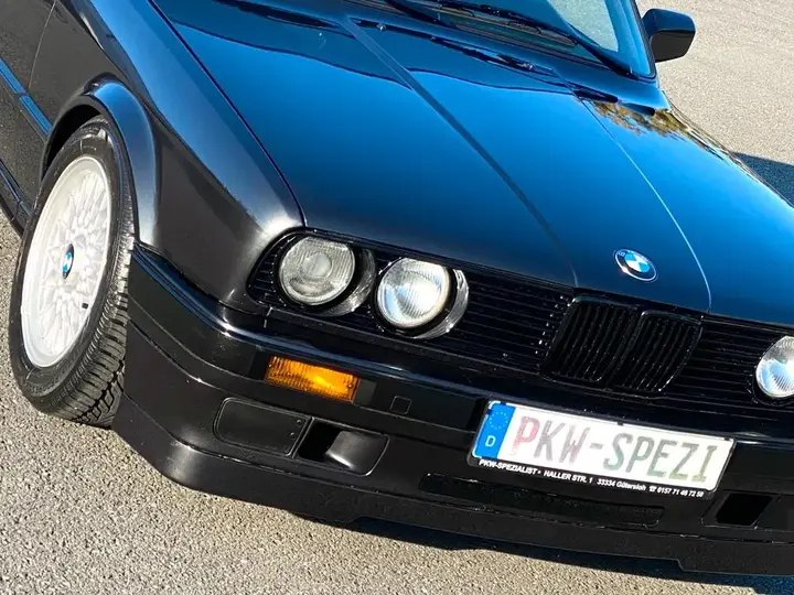 BMW E30