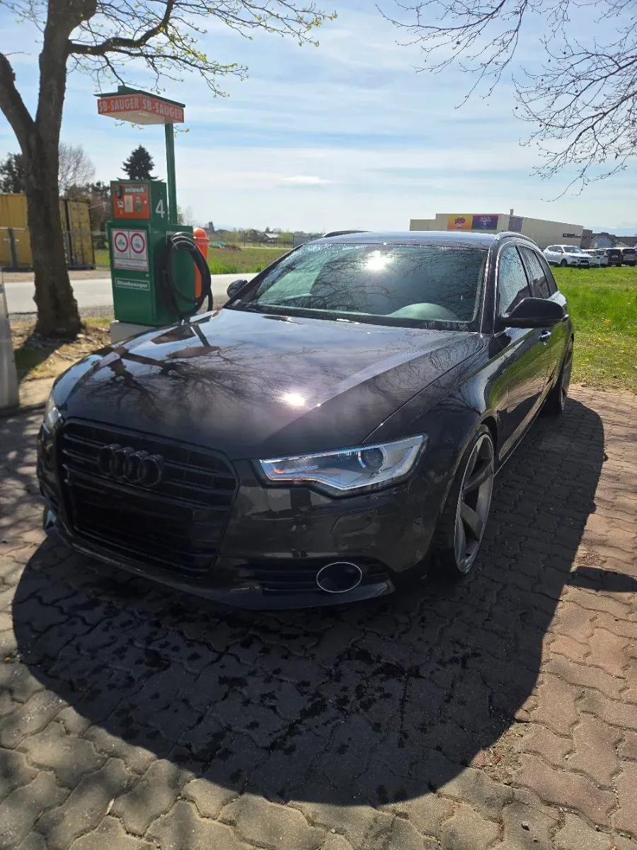 Audi A6 Avant Quattro 2012 photo 3