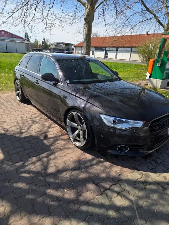 Audi A6 Avant Quattro