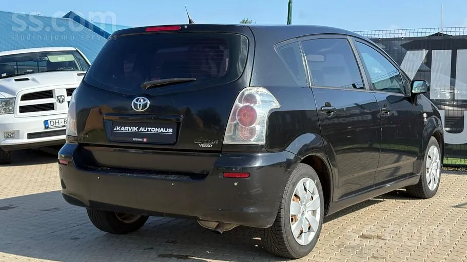 Toyota Corolla Verso 2005 photo 4
