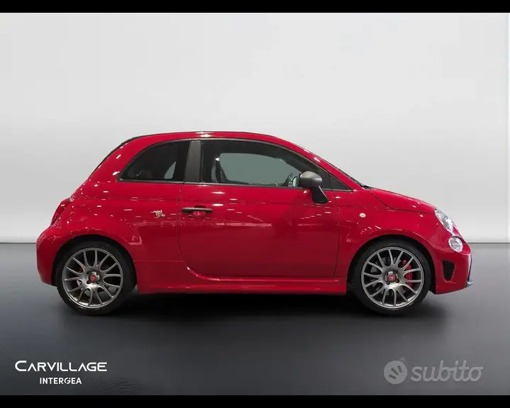 Abarth 695C 2022 photo 4