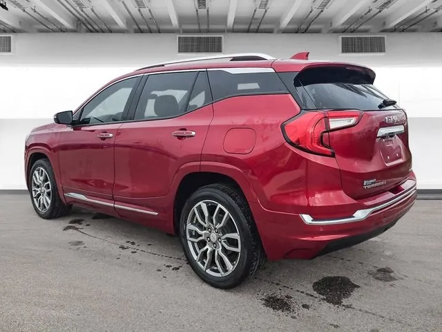 GMC Terrain 2024 photo 3