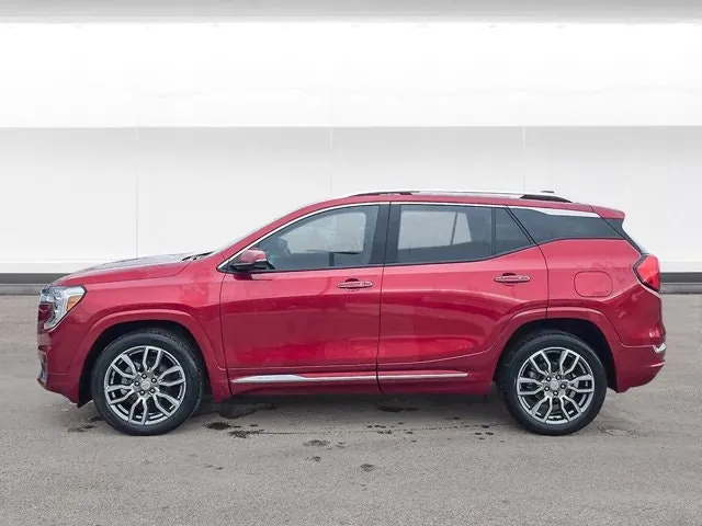 GMC Terrain 2024 photo 2