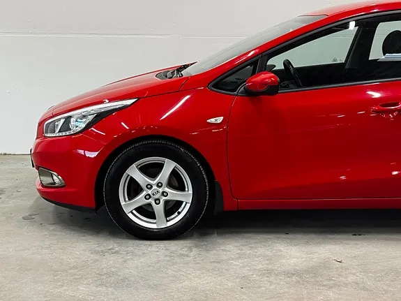 Kia Ceed 2014 photo 3