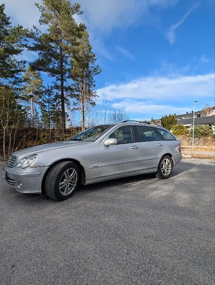 Mercedes-Benz C200 D 2007 photo 2