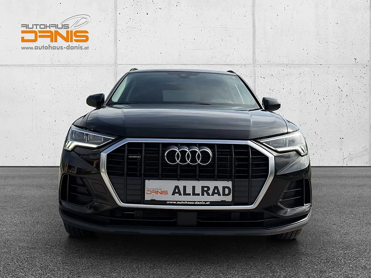 Audi Q3 2022 photo 3