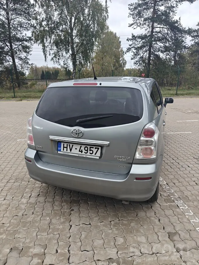 Toyota Corolla Verso 2008 photo 4