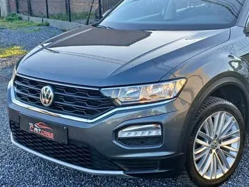 Volkswagen T-Roc 2020 photo 2