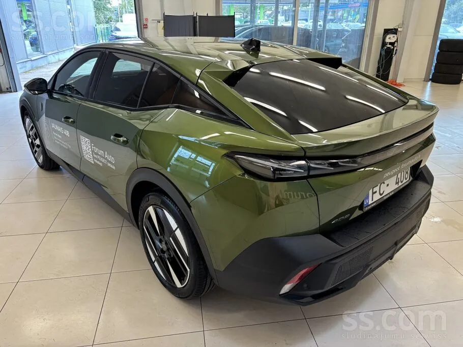 Peugeot 408 2026 photo 3