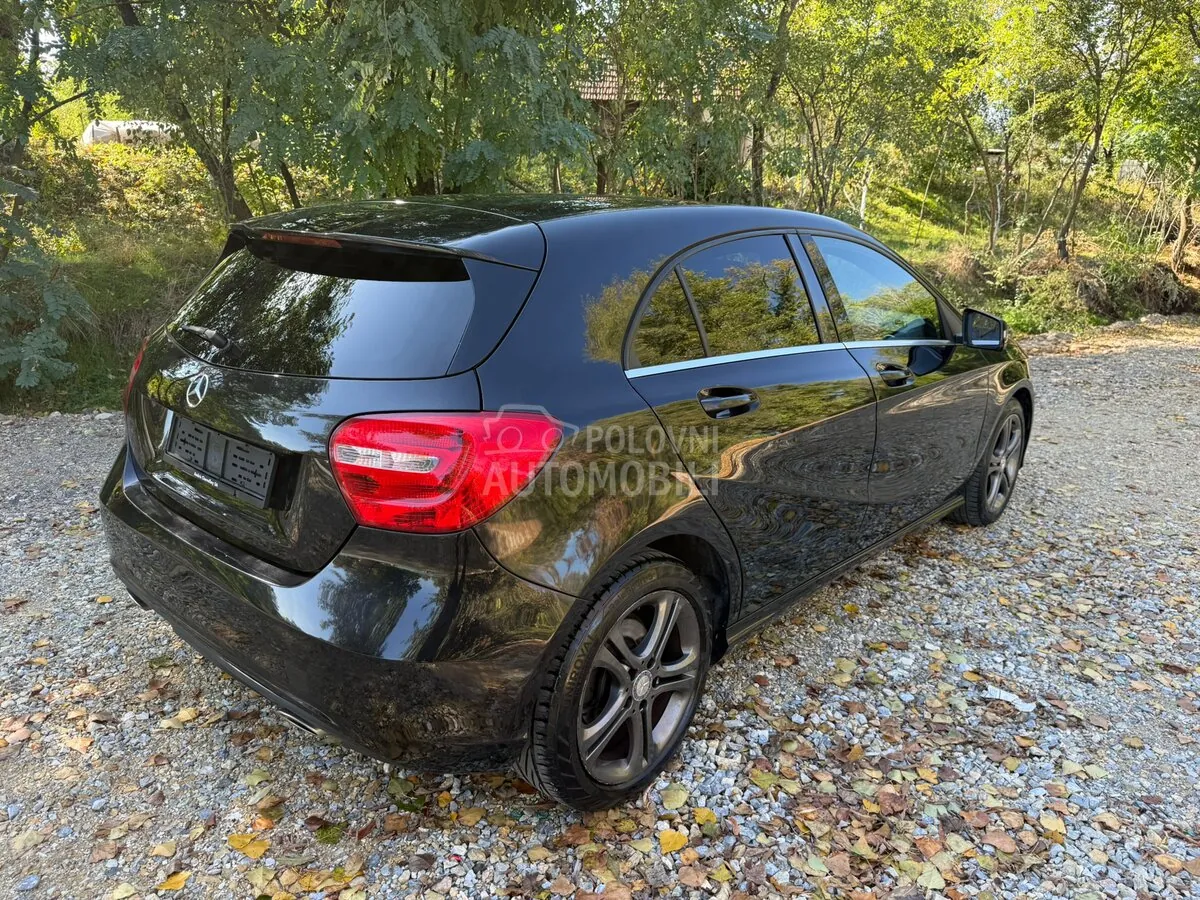 Mercedes-Benz A 180 2013 photo 5