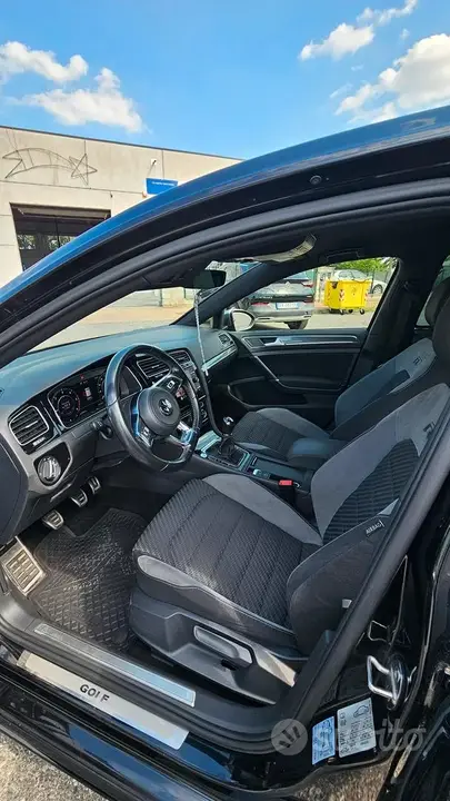 Volkswagen Golf 2019 photo 3