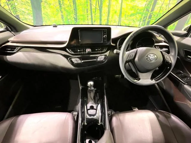 Toyota Chr 2017 photo 2