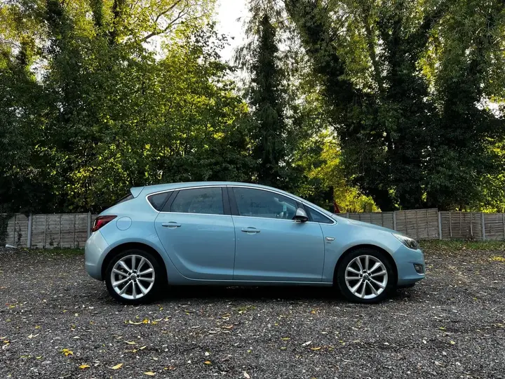 Vauxhall Astra