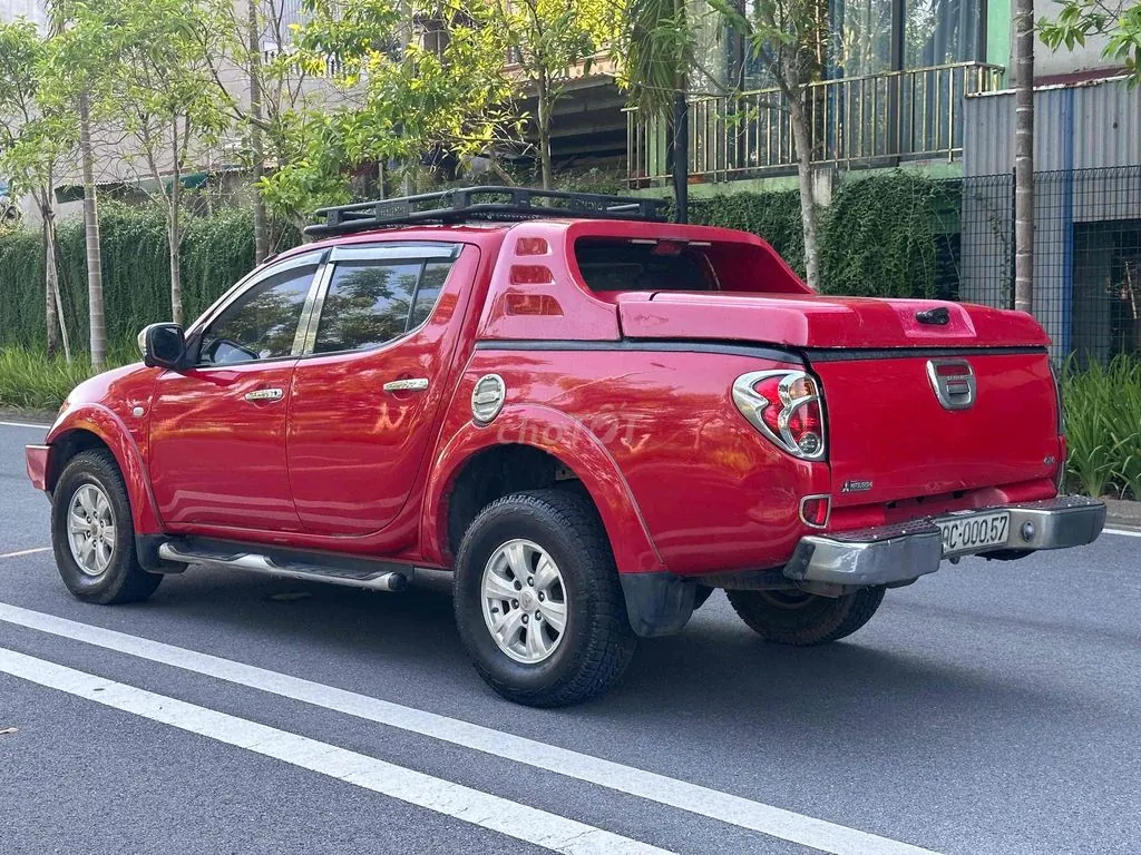 Mitsubishi Triton
