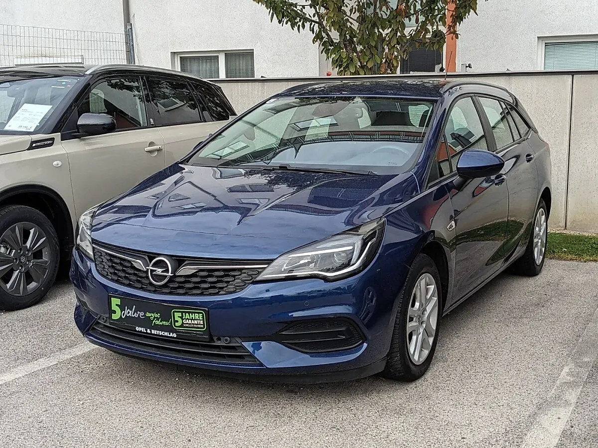 Opel Astra 2020 photo 2