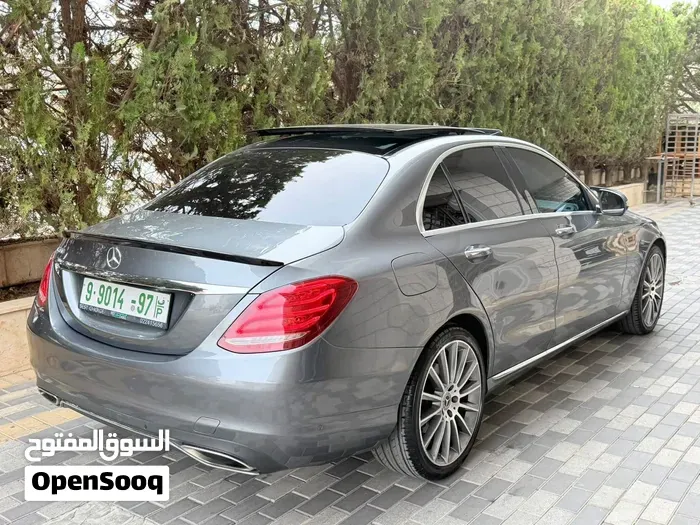 Mercedes-Benz C200 Amg 2018 photo 3