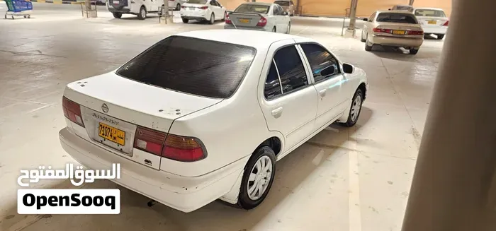 Nissan Sunny 1998 photo 4