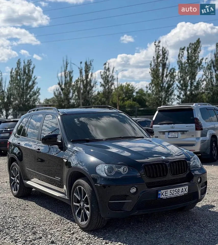 BMW X5 2011 photo 2