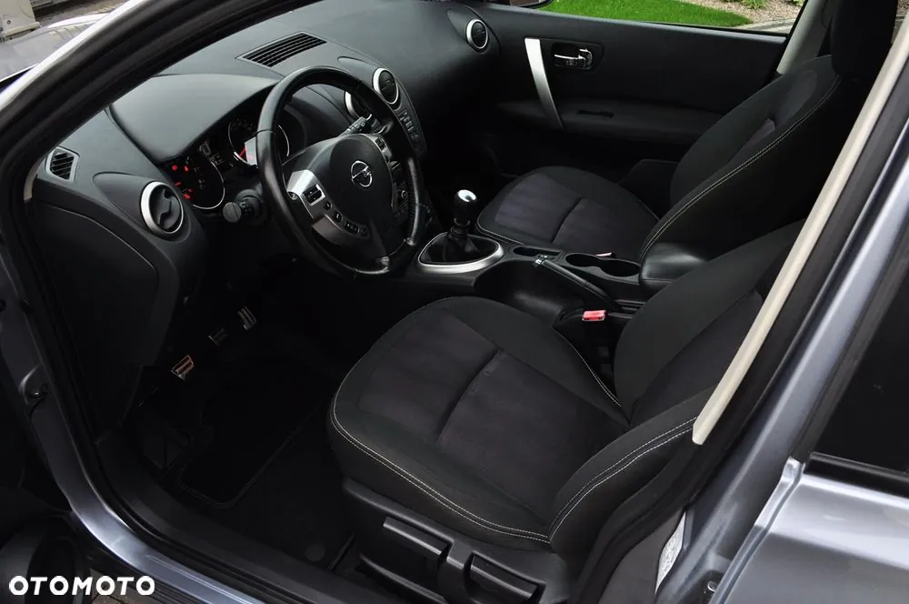 Nissan Qashqai 2012 photo 5